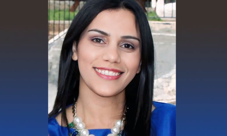 قراءة نقدية في أعمال الفنانة التشكيلية رانية عقل:"جسد مثقوب بخيوط الذاكرة"